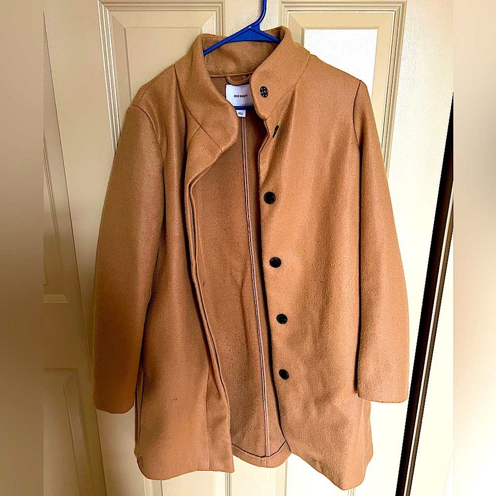 Camel Old Navy Coat in Medium.